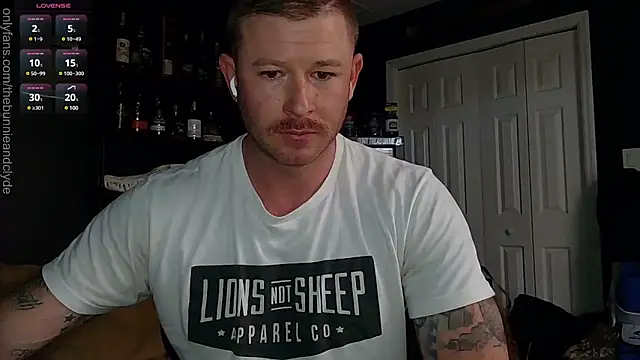 Snapshot of chillinthemosttt chatting on February 28, 2025, 6:52 pm chillinthemosttt online show from February 28, 2025, 6:52 pm