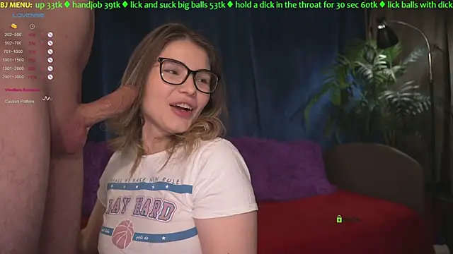 Snapshot of helena_play chatting on January 5, 2026, 9:40 pm helena play online show from January 5, 2026, 9:40 pm