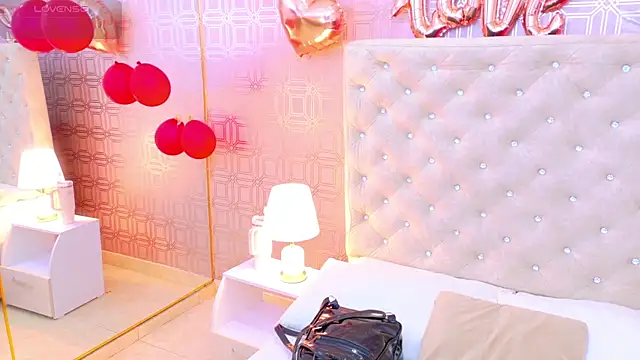 Sara Desire online show from February 18, 2026, 12:23 pm