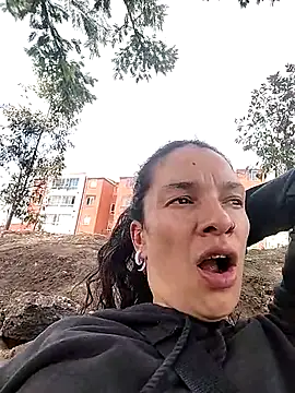 rebekka simpson online show from October 6, 2025, 2:58 pm