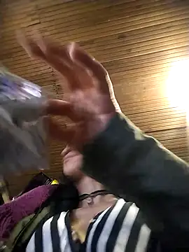 rebekka simpson online show from November 15, 2025, 12:19 am