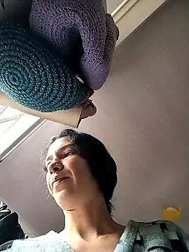 rebekka simpson online show from January 10, 2026, 12:29 pm