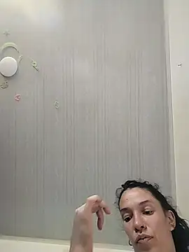 Snapshot of rebekka_simpson chatting on June 24, 2026, 5:12 pm rebekka simpson online show from June 24, 2026, 5:12 pm