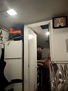 Snapshot of allissonw13 chatting on December 5, 2024, 7:27 am allissonw13 online show from December 5, 2024, 7:27 am