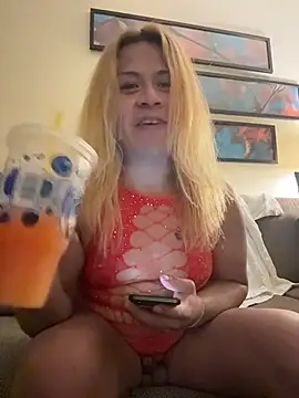 Snapshot of allissonw13 chatting on November 27, 2025, 5:09 am allissonw13 online show from November 27, 2025, 5:09 am