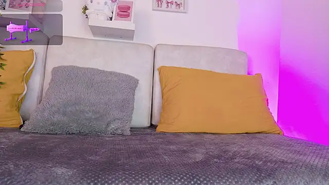 Malka Burning online show from April 17, 2026, 8:12 pm