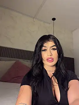 SOPHICARTERS online show from May 1, 2026, 12:43 pm