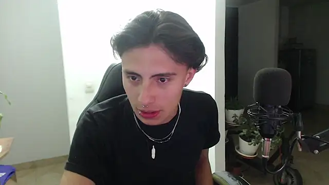 Snapshot of jay_dimarco2 chatting on November 21, 2025, 2:54 am jay dimarco2 online show from November 21, 2025, 2:54 am