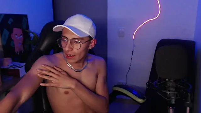 Snapshot of jay_dimarco2 chatting on February 20, 2026, 4:31 am jay dimarco2 online show from February 20, 2026, 4:31 am