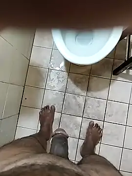 Snapshot of cenyon124 chatting on February 20, 2025, 3:52 pm cenyon124 online show from February 20, 2025, 3:52 pm