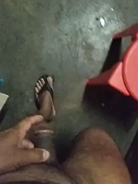 Snapshot of cenyon124 chatting on October 19, 2025, 4:18 pm cenyon124 online show from October 19, 2025, 4:18 pm