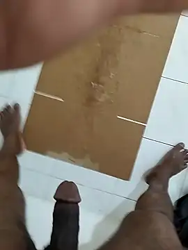 Snapshot of cenyon124 chatting on November 30, 2025, 4:11 pm cenyon124 online show from November 30, 2025, 4:11 pm