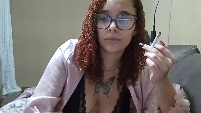 Snapshot of lizza_monroe chatting on September 28, 2025, 7:36 am lizza monroe online show from September 28, 2025, 7:36 am