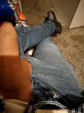 A man in public online show from December 15, 2025, 7:51 pm