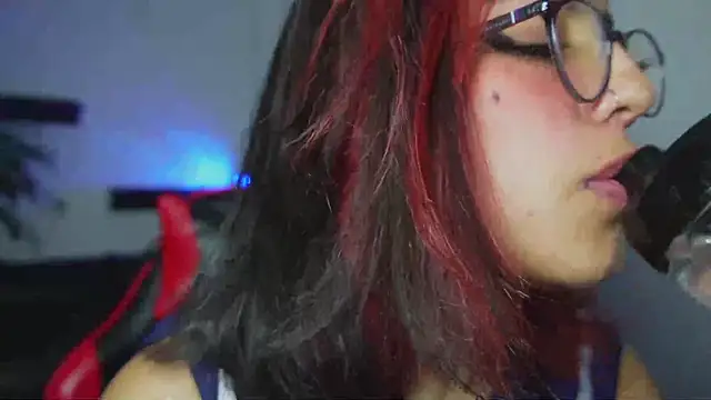 cute hollywood online show from October 8, 2025, 12:36 pm