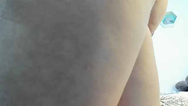 Snapshot of Abby_Yons chatting on March 15, 2025, 5:48 pm Abby Yons online show from March 15, 2025, 5:48 pm