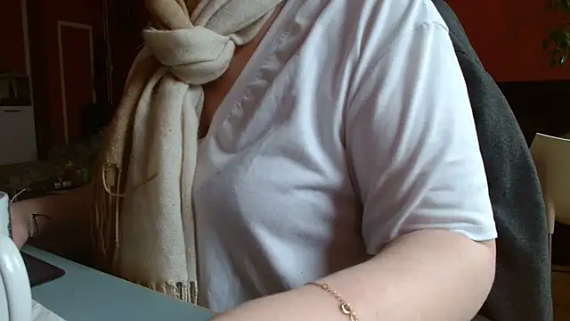 cruellaculdenfer67 online show from March 16, 2026, 8:18 am