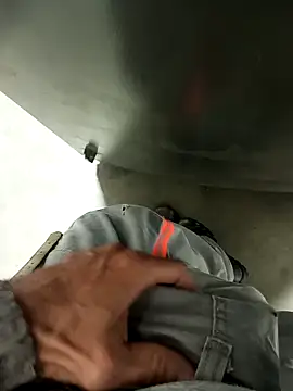 Snapshot of Din0071 chatting on January 23, 2025, 11:26 pm Din0071 online show from January 23, 2025, 11:26 pm