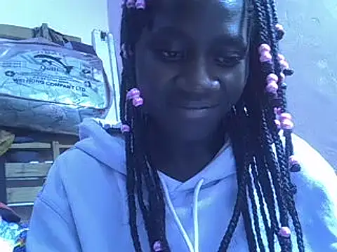 Snapshot of Petite_rider chatting on January 31, 2025, 2:48 am Petite rider online show from January 31, 2025, 2:48 am