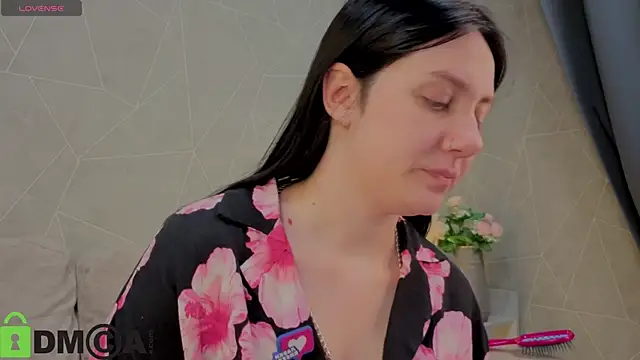 Snapshot of Kvetachka chatting on September 26, 2025, 12:36 am Kvetachka online show from September 26, 2025, 12:36 am