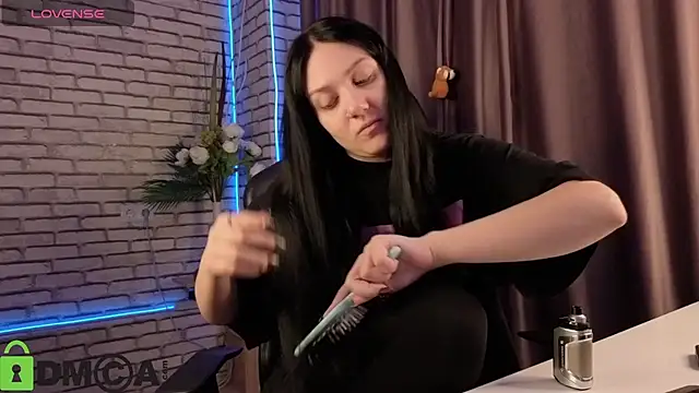 Snapshot of Kvetachka chatting on October 22, 2025, 1:17 am Kvetachka online show from October 22, 2025, 1:17 am