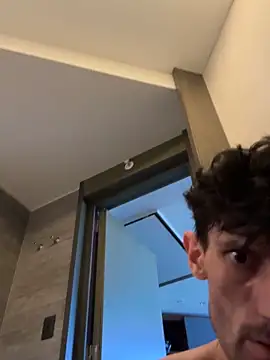 nicolaaaaas online show from December 21, 2025, 9:22 pm