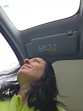 lovewildguy1 online show from December 17, 2025, 7:47 am