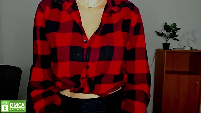 annakillianox online show from September 28, 2025, 5:24 am