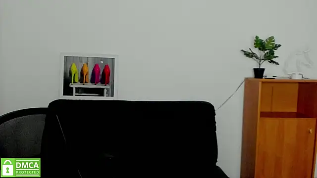 annakillianox online show from October 8, 2025, 11:30 am