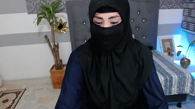 Snapshot of Jalima_sabag chatting on January 8, 2025, 1:00 am Jalima sabag online show from January 8, 2025, 1:00 am