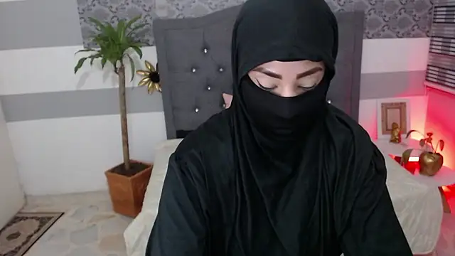 Snapshot of Jalima_sabag chatting on March 10, 2025, 10:45 pm Jalima sabag online show from March 10, 2025, 10:45 pm