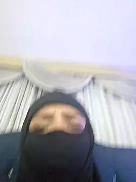 Snapshot of Uzra_hayed chatting on February 22, 2025, 1:55 am Uzra hayed online show from February 22, 2025, 1:55 am