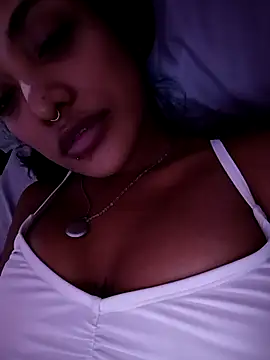 VictoireFeller online show from October 16, 2025, 4:13 am