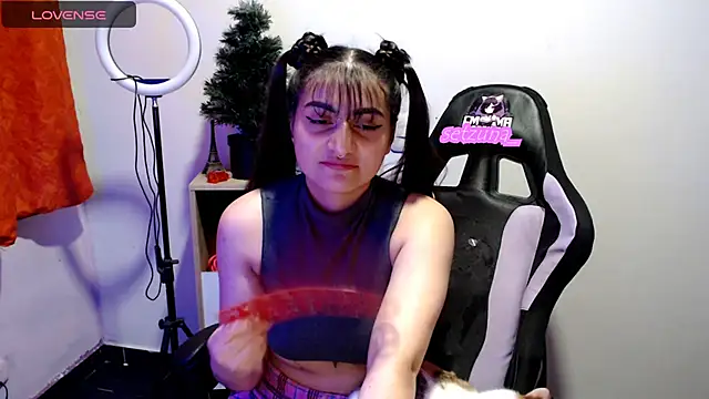 Snapshot of setzuna_ chatting on December 8, 2024, 11:19 pm setzuna online show from December 8, 2024, 11:19 pm