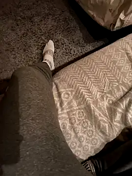 onbifeet online show from February 28, 2025, 9:44 pm