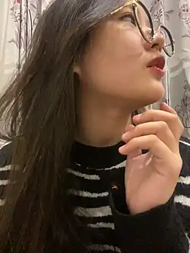 Snapshot of Krixxi22 chatting on January 18, 2025, 4:10 pm Krixxi22 online show from January 18, 2025, 4:10 pm