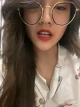 Snapshot of Krixxi22 chatting on March 15, 2025, 1:18 pm Krixxi22 online show from March 15, 2025, 1:18 pm