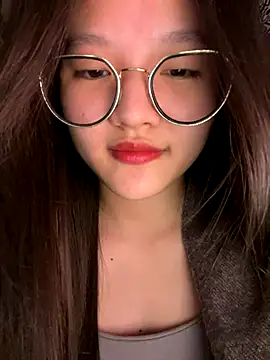 Snapshot of Krixxi22 chatting on September 18, 2025, 3:25 pm Krixxi22 online show from September 18, 2025, 3:25 pm