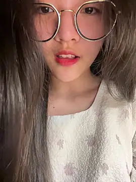 Krixxi22 online show from February 25, 2026, 6:28 pm