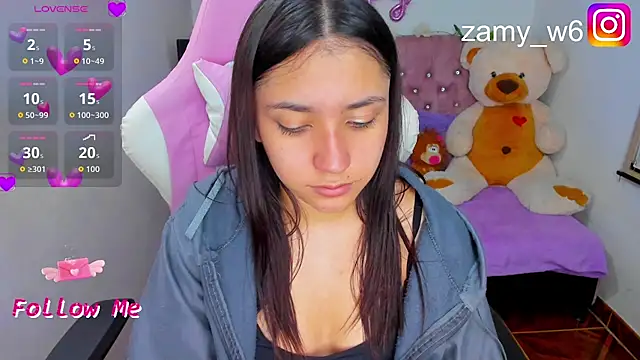 karla cute01 online show from December 17, 2025, 3:23 am