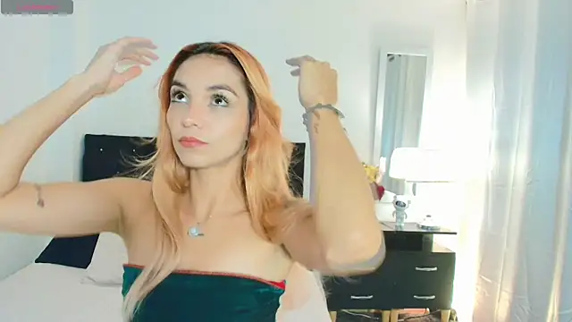 Snapshot of MeganLorensx chatting on September 25, 2025, 10:24 pm MeganLorensx online show from September 25, 2025, 10:24 pm