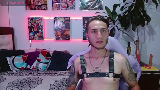 Snapshot of yuliet_tayler7 chatting on February 18, 2025, 1:43 am yuliet tayler7 online show from February 18, 2025, 1:43 am