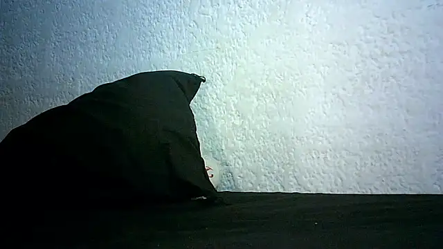 Snapshot of Bellabeltrann chatting on November 9, 2025, 2:54 am Bellabeltrann online show from November 9, 2025, 2:54 am