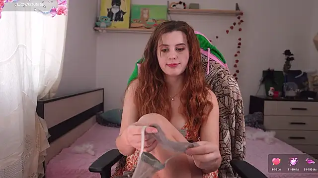 Snapshot of Lisa_sweetheels chatting on March 2, 2026, 1:07 pm Lisa sweetheels online show from March 2, 2026, 1:07 pm