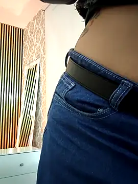 martinna tay online show from March 28, 2026, 3:06 am