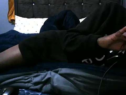 pointy bloom online show from September 26, 2025, 3:32 am