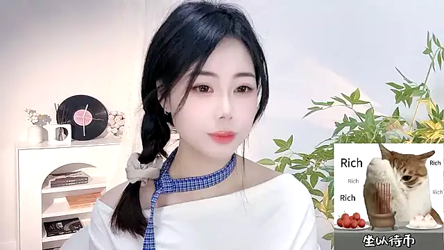 CL 2024 online show from February 23, 2025, 7:55 am