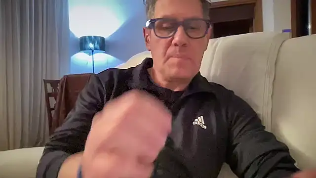 Britmi online show from March 5, 2026, 6:04 pm