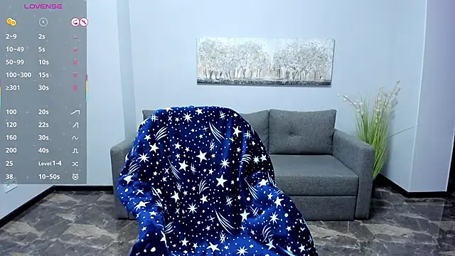 Emily Midlton online show from March 9, 2025, 1:25 am