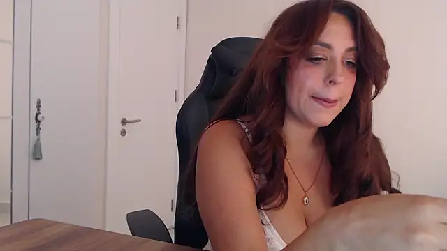  Just a queen 3 online show from June 15, 2026, 5:15 pm